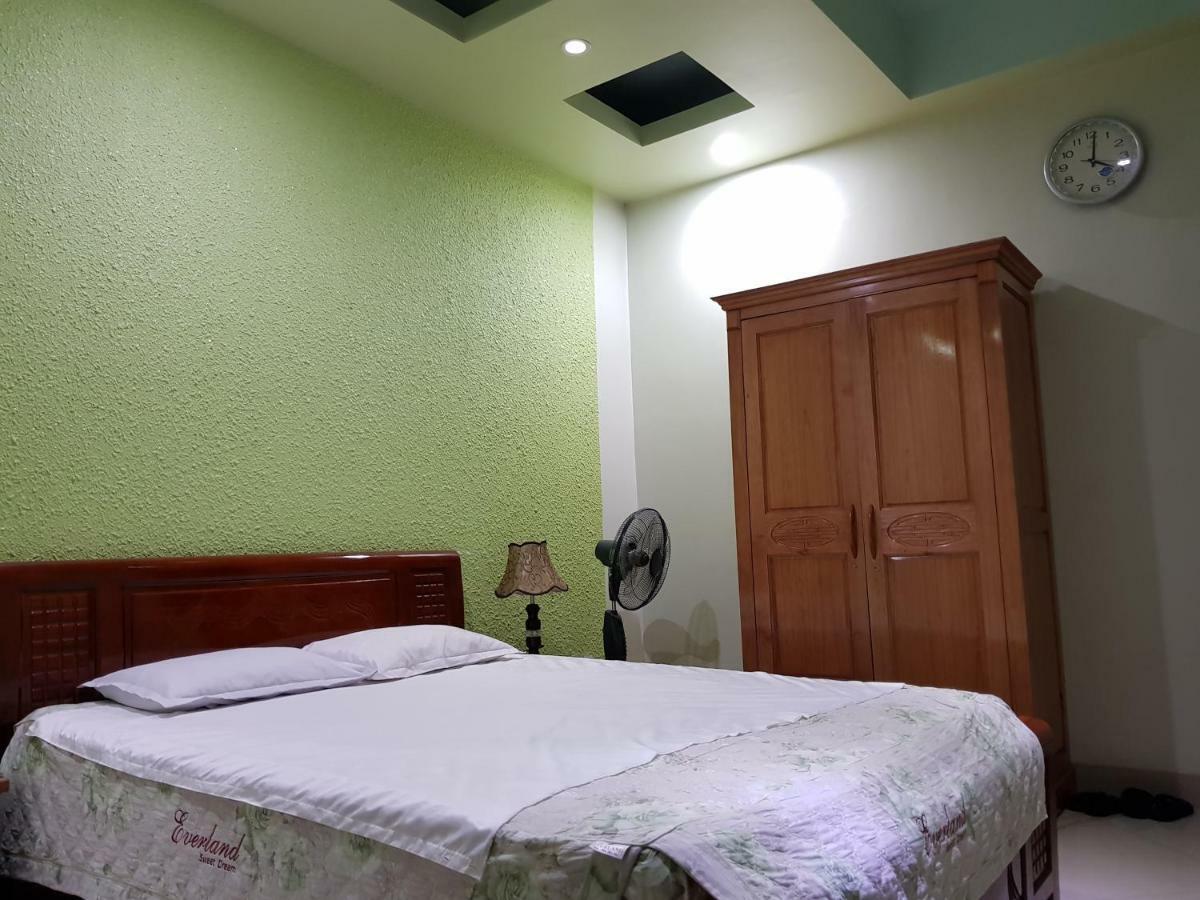 מלון Phu Ly Khach San Anh Dao מראה חיצוני תמונה